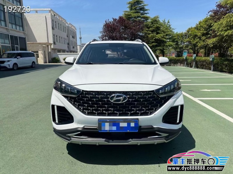 22年现代ix35轿车抵押车出售