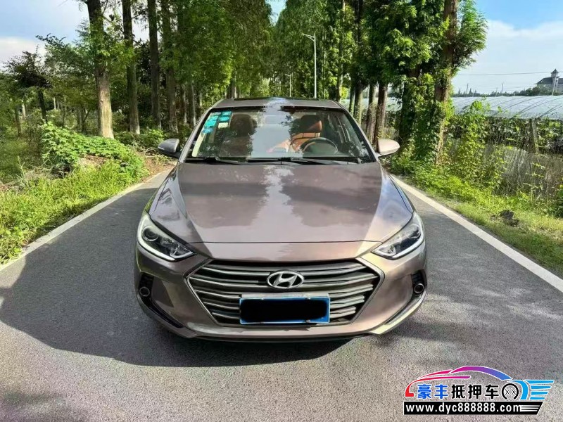 抵押车出售16年现代领动轿车