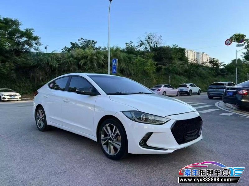 16年现代领动轿车抵押车出售