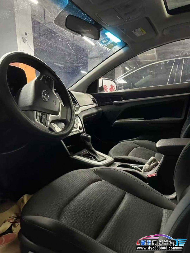 19年现代领动轿车抵押车出售