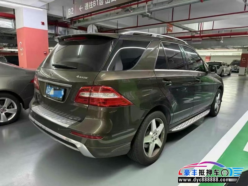 14年奔驰ML轿车抵押车出售