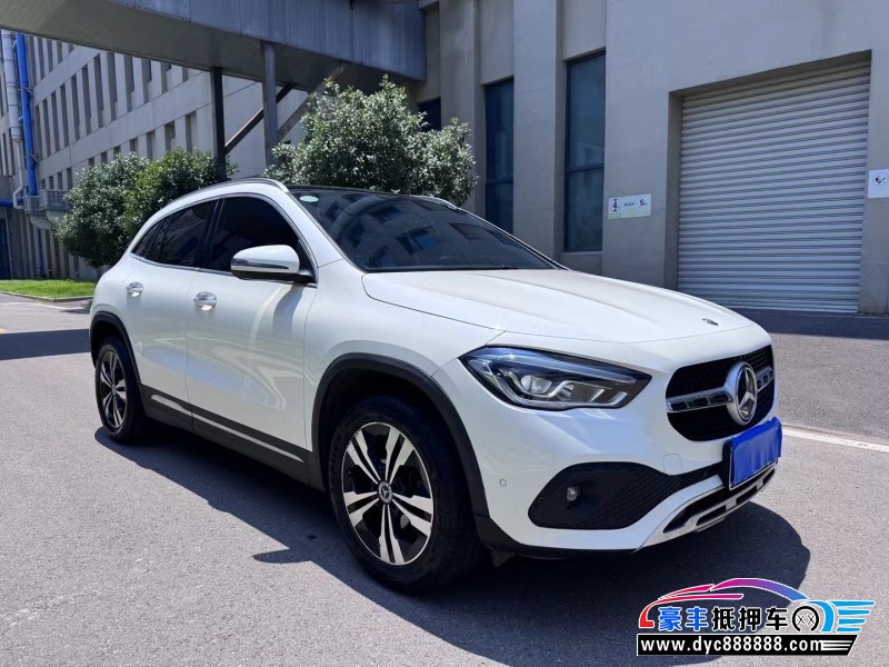 21年奔驰GLA轿车抵押车出售