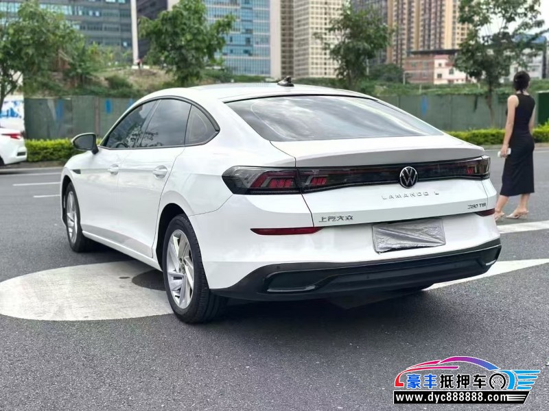 22年大众凌渡轿车抵押车出售