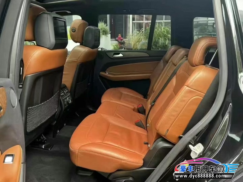 18年奔驰GLS轿车抵押车出售