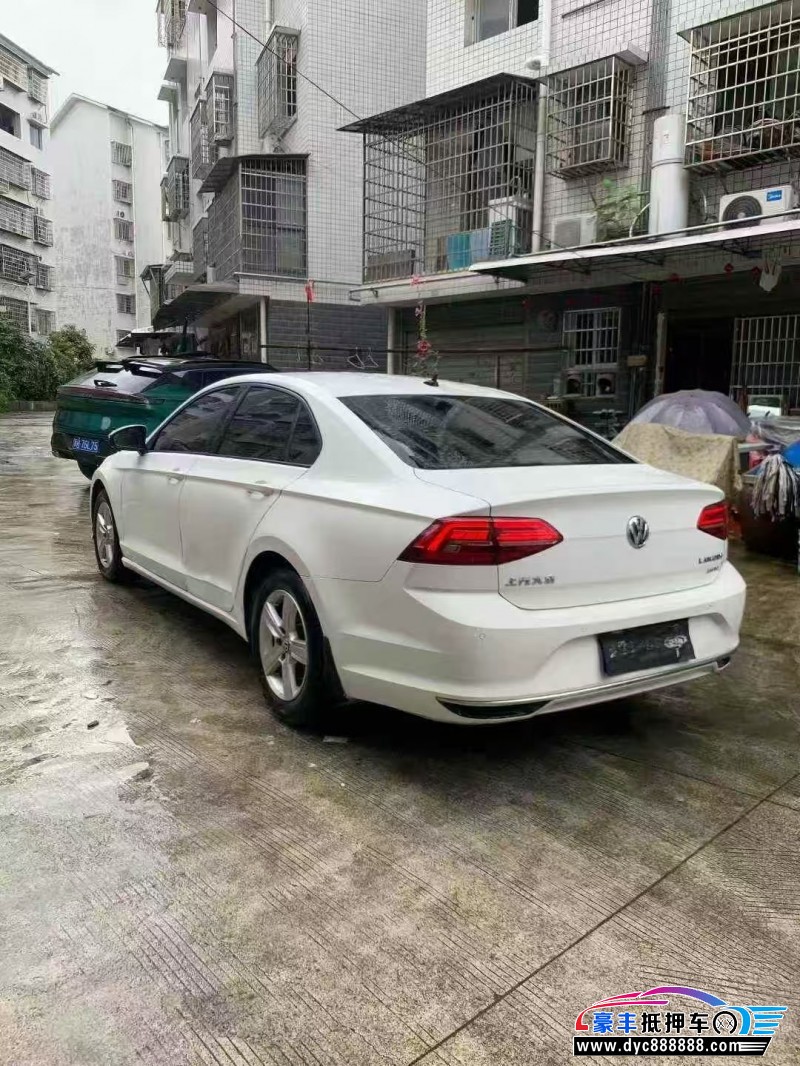 20年大众凌渡轿车抵押车出售