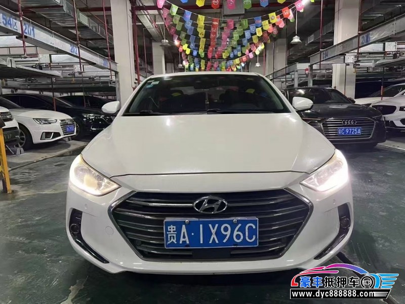 16年现代领动轿车抵押车出售