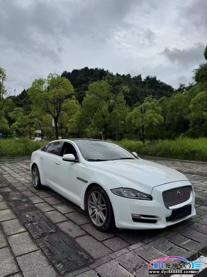 18年捷豹XJL轿车抵押车出售