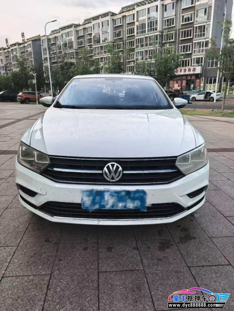 18年大众宝来轿车抵押车出售
