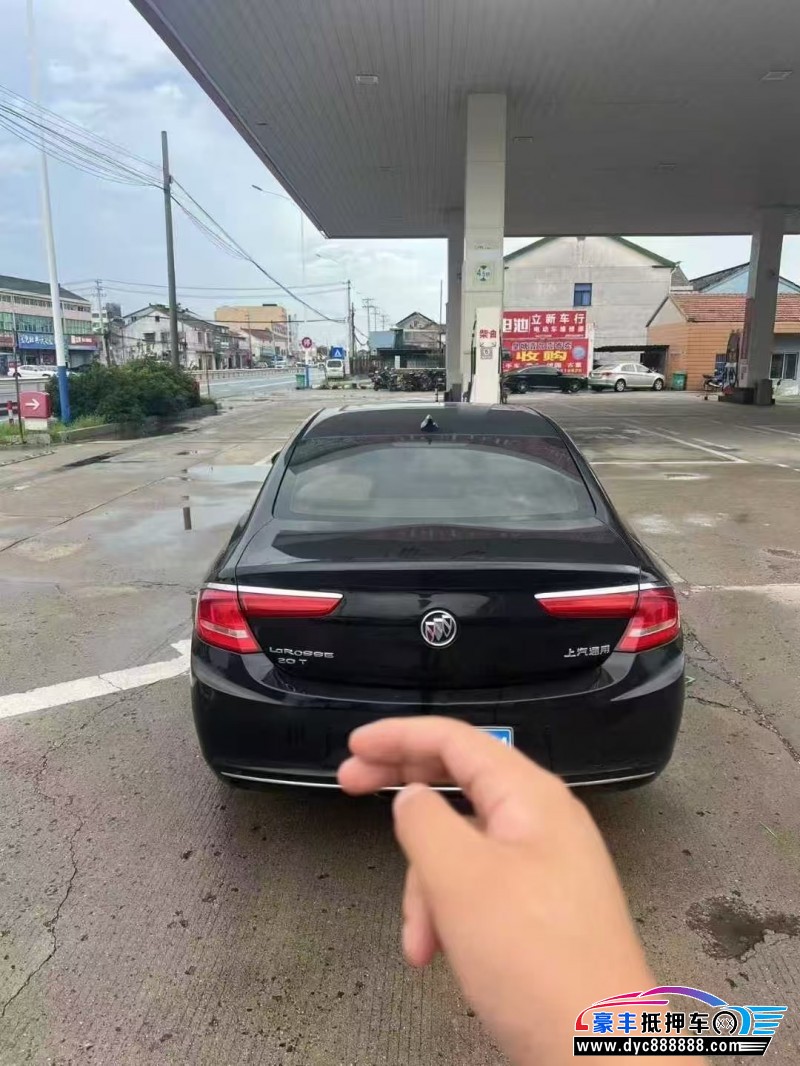 19年别克君越轿车抵押车出售