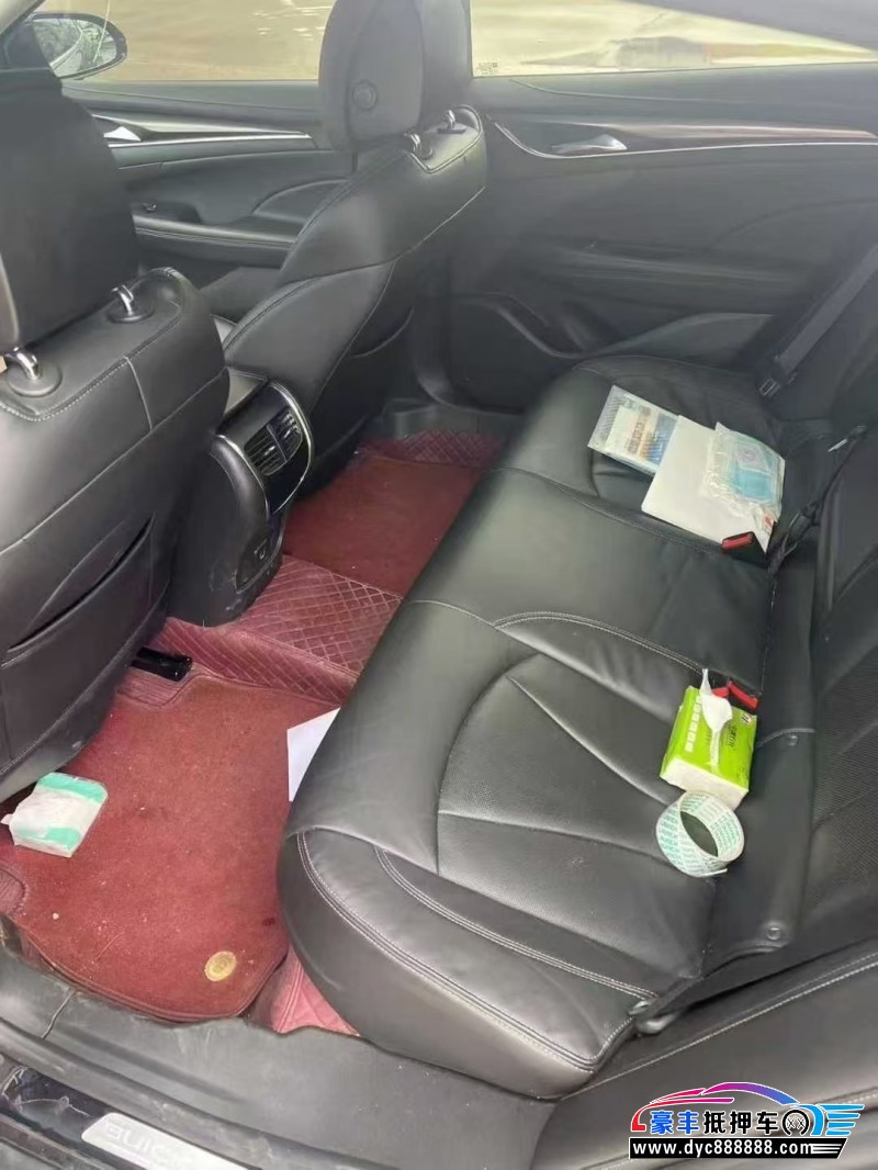 19年别克君越轿车抵押车出售