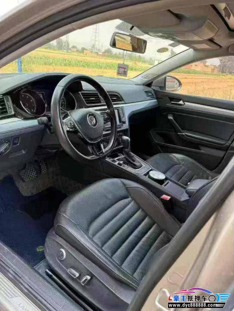 17年大众凌渡轿车抵押车出售