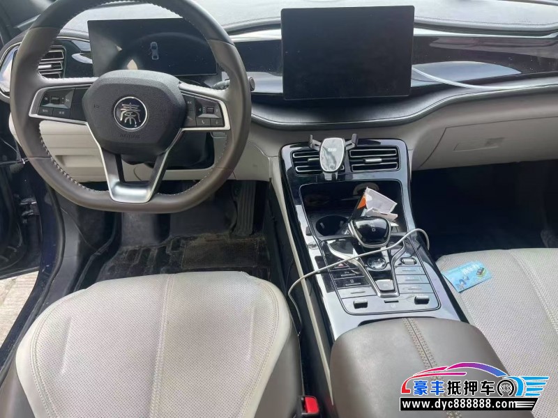 24年比亚迪秦轿车抵押车出售