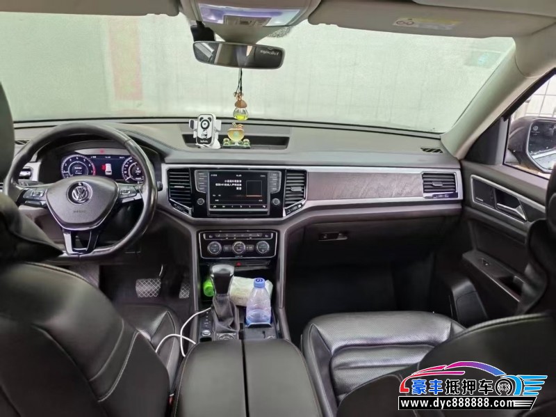 17年大众途昂轿车抵押车出售