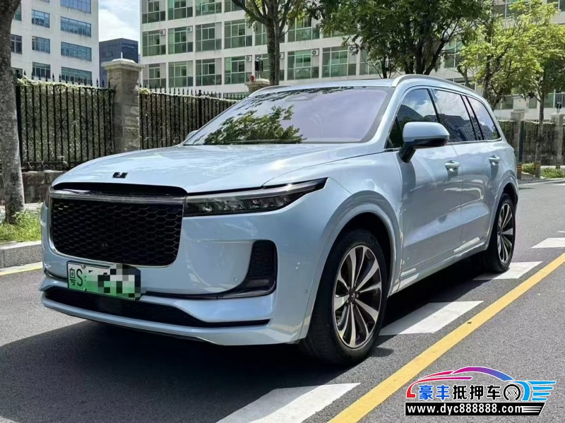 22年理想ONE轿车抵押车出售