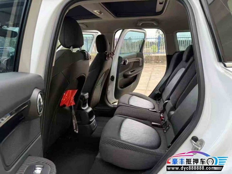 18年宝马MINI轿车抵押车出售