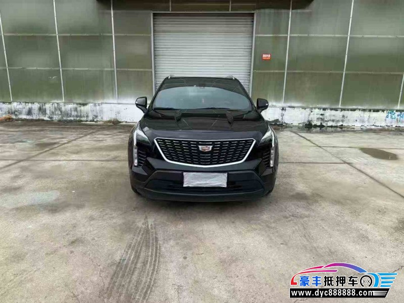 抵押车出售23年凯迪拉克XT4轿车
