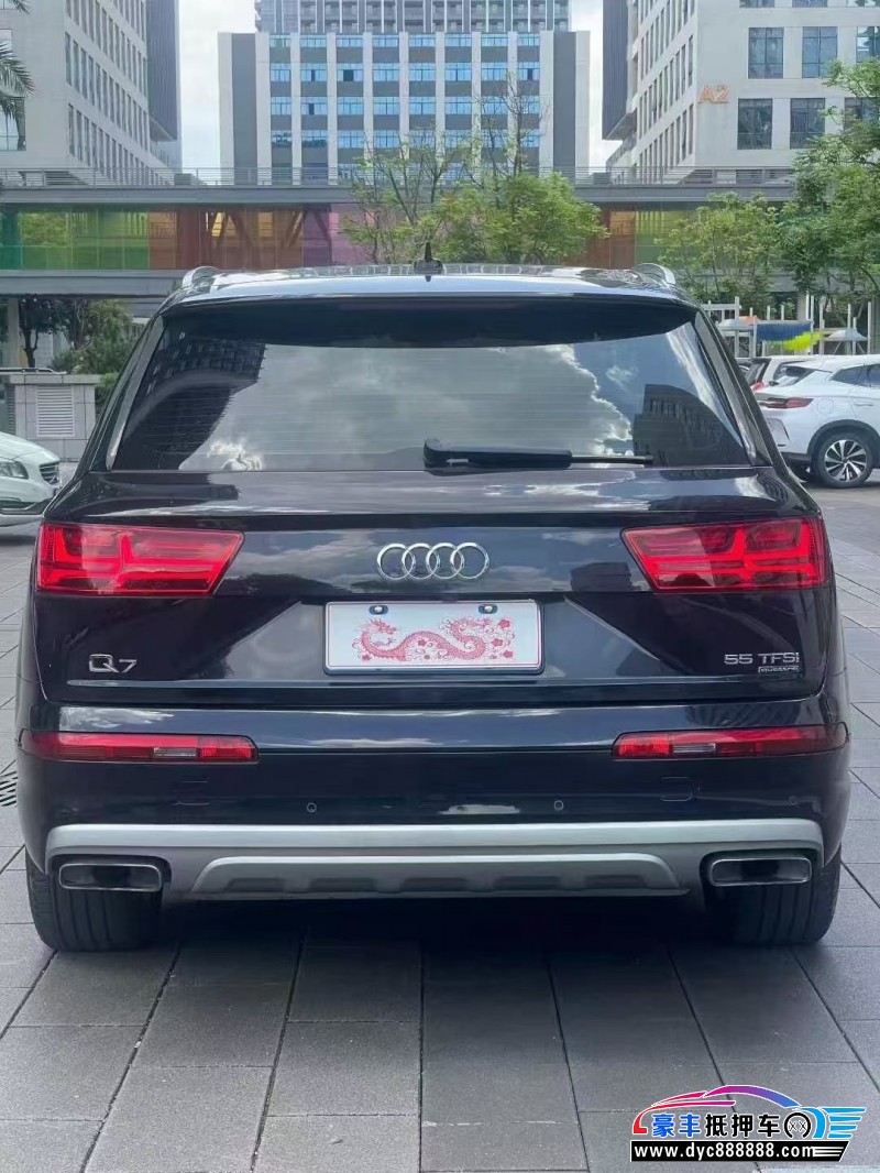 19年奥迪Q7轿车抵押车出售