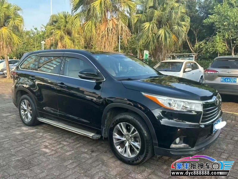 17年丰田汉兰达轿车抵押车出售