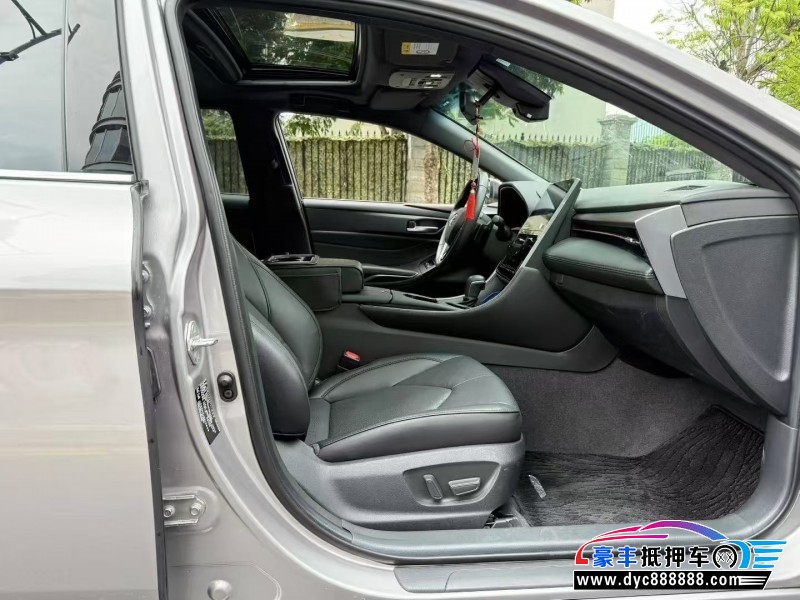 23年丰田亚洲龙轿车抵押车出售