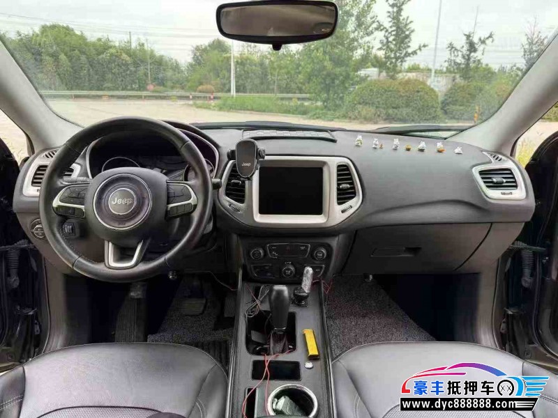 19年Jeep指南者轿车抵押车出售