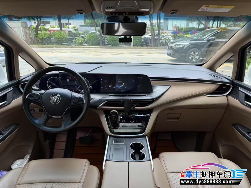 21年别克GL8轿车抵押车出售