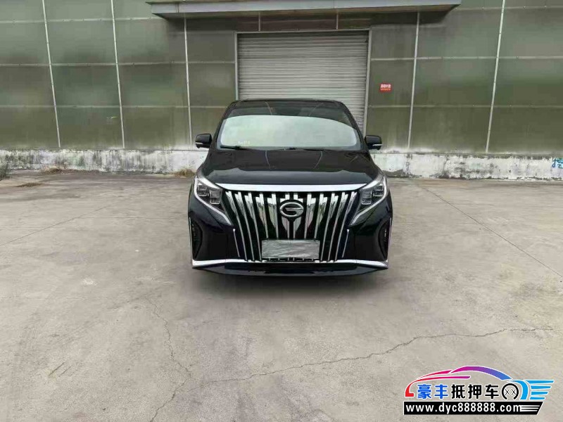 抵押车出售22年传祺M8轿车