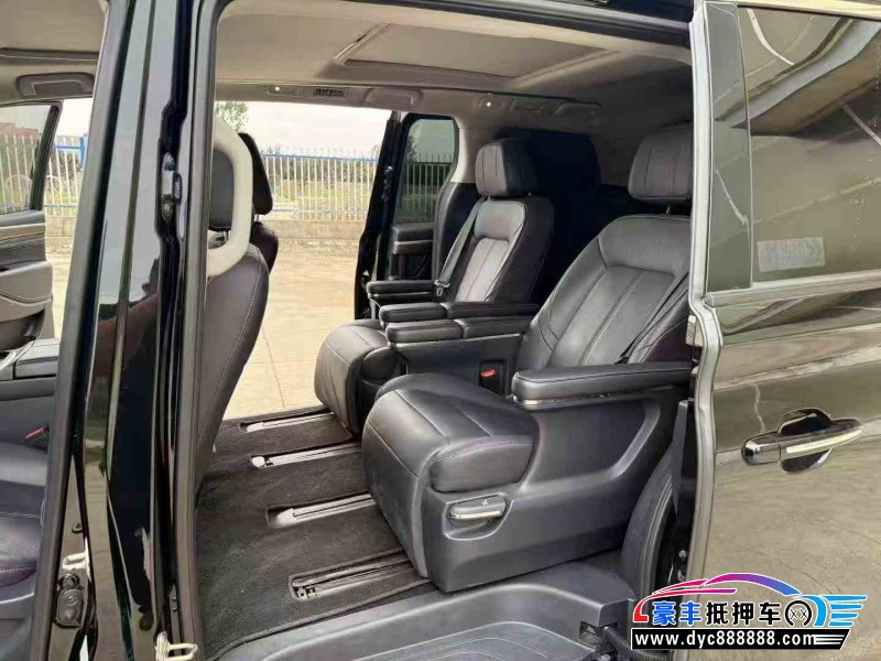 22年传祺M8轿车抵押车出售