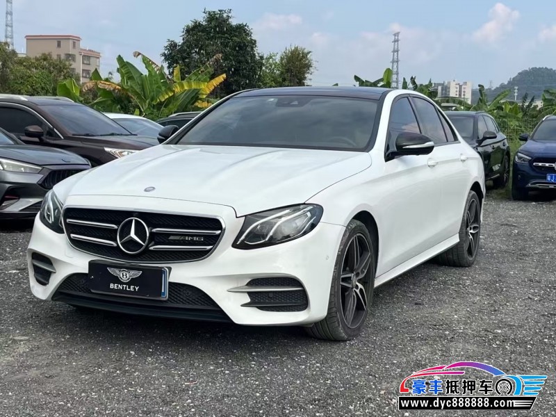 17年奔驰E轿车抵押车出售