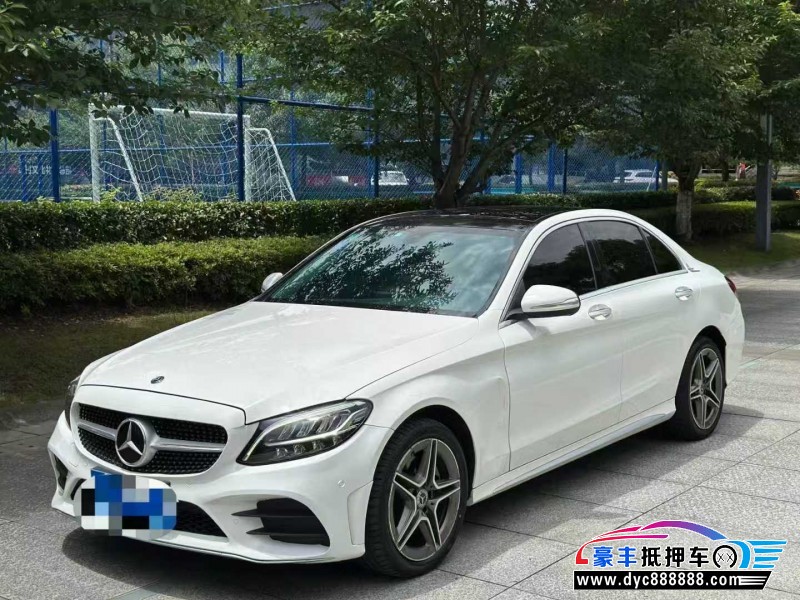 19年奔驰C轿车抵押车出售