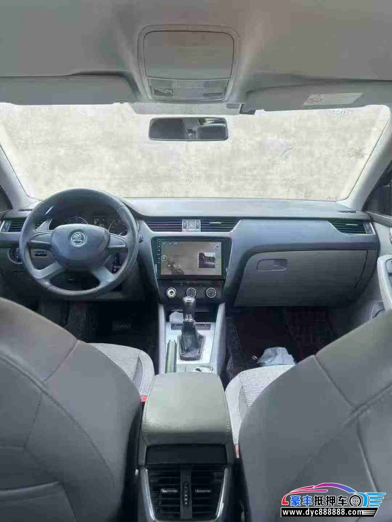 14年斯柯达明锐轿车抵押车出售