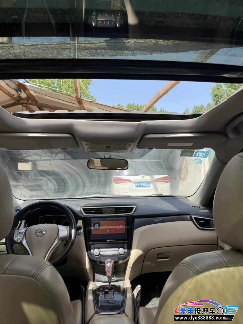 15年日产奇骏轿车抵押车出售