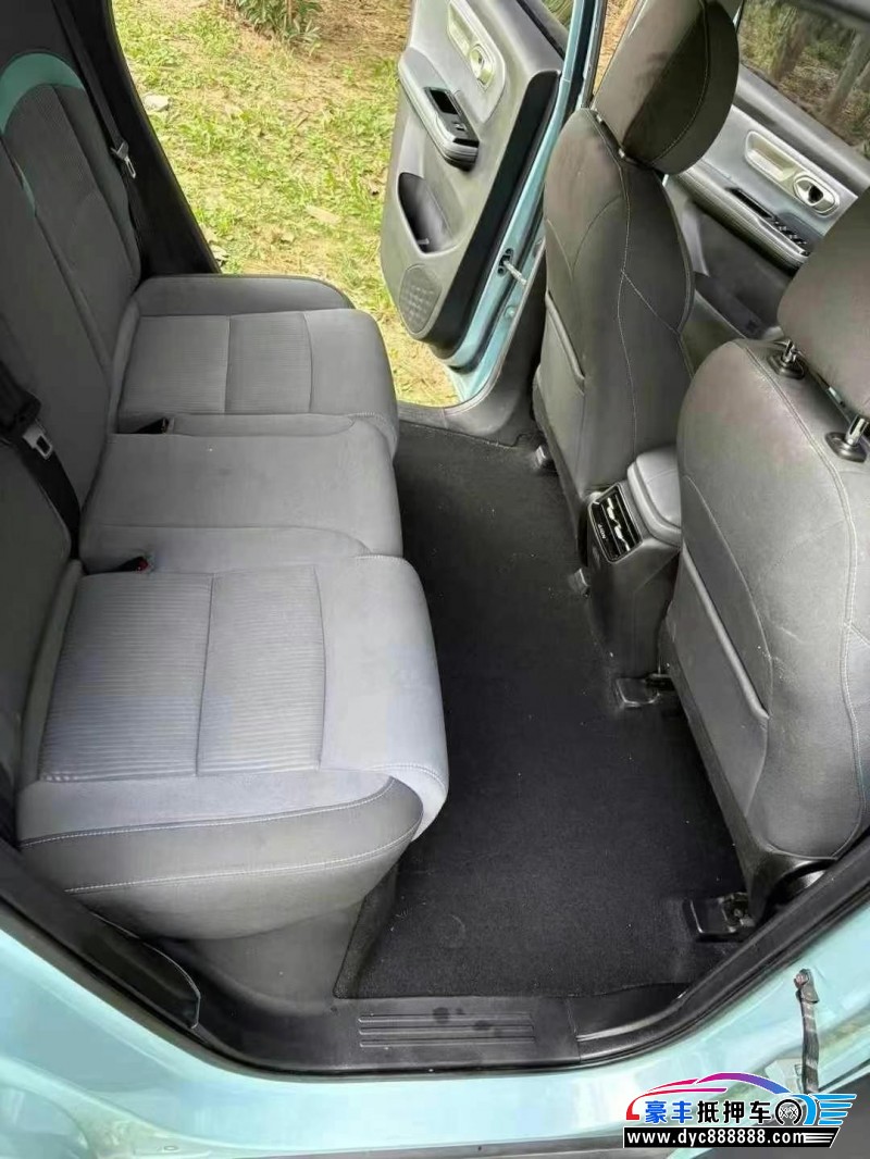 23年埃安Y80轿车抵押车出售