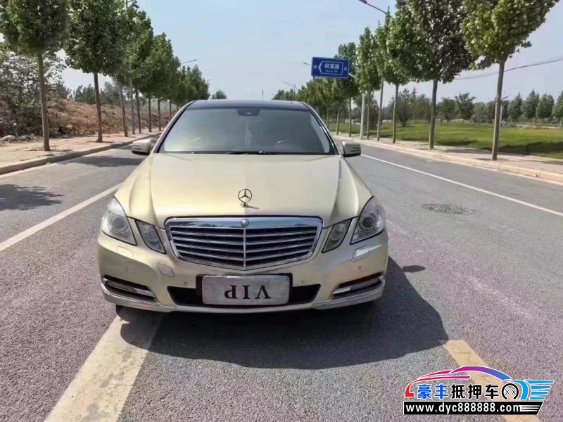 12年奔驰E轿车抵押车出售