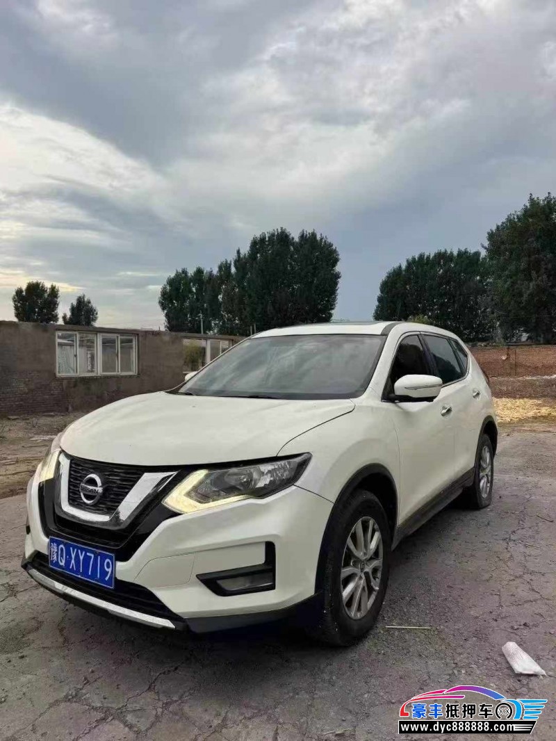 17年日产奇骏轿车抵押车出售