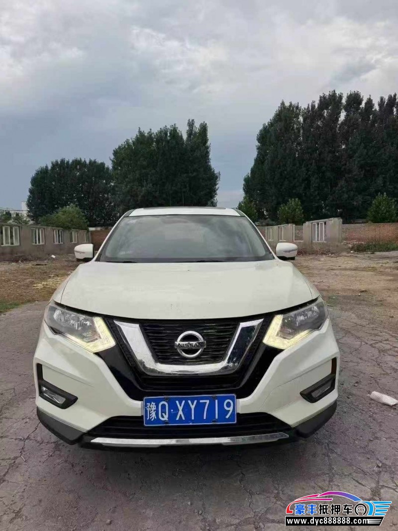 17年日产奇骏轿车抵押车出售