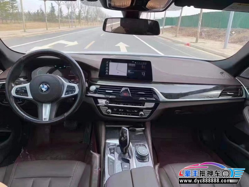 20年宝马5系轿车抵押车出售