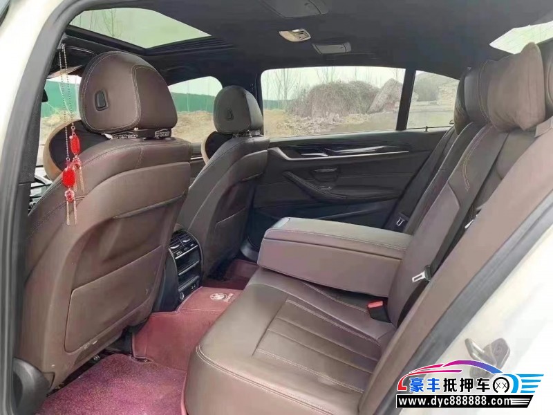 20年宝马5系轿车抵押车出售