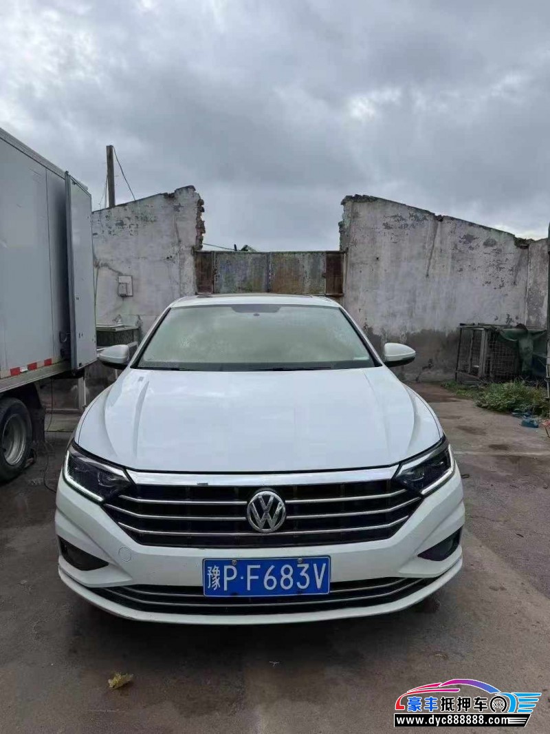 20年大众速腾轿车抵押车出售