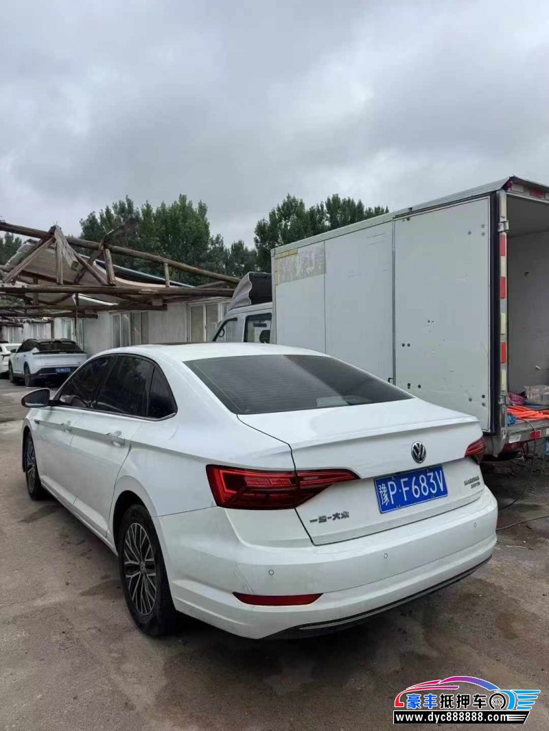 20年大众速腾轿车抵押车出售