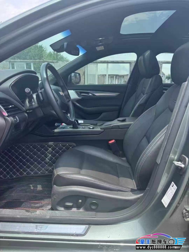 22年凯迪拉克CT5轿车抵押车出售