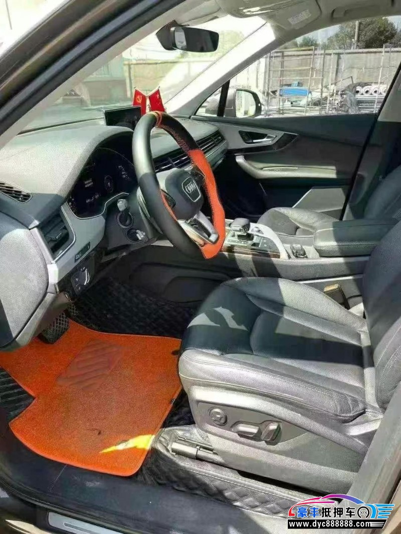 19年奥迪Q7轿车抵押车出售