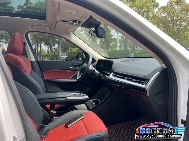 24年宝马X1轿车抵押车出售