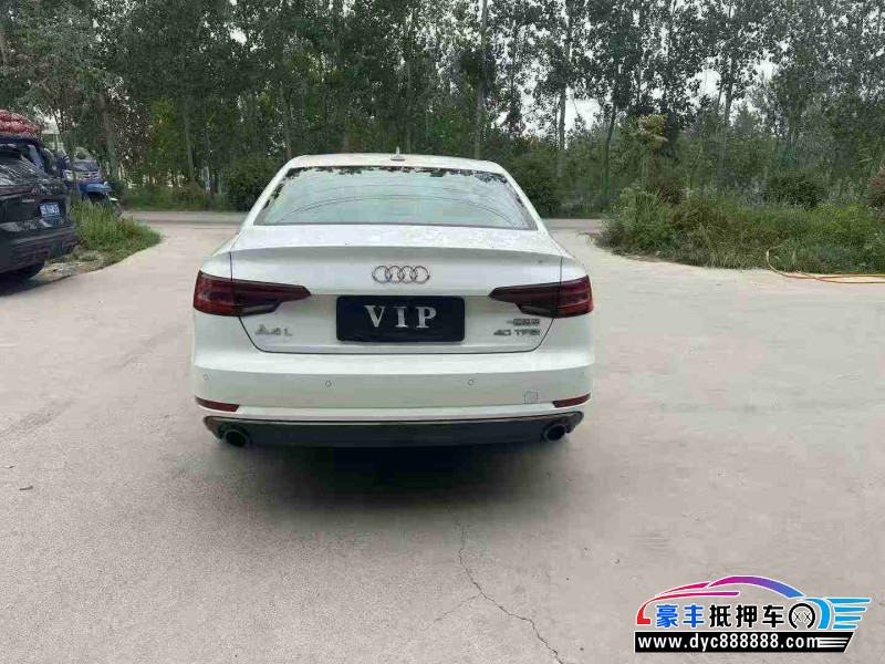 18年奥迪A4L轿车抵押车出售