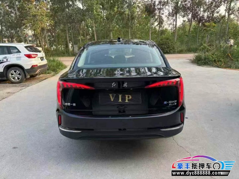 24年红旗EQM5轿车抵押车出售