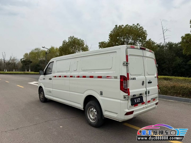 23年东风御风轿车抵押车出售