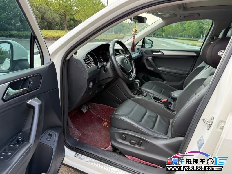 17年大众途观L轿车抵押车出售