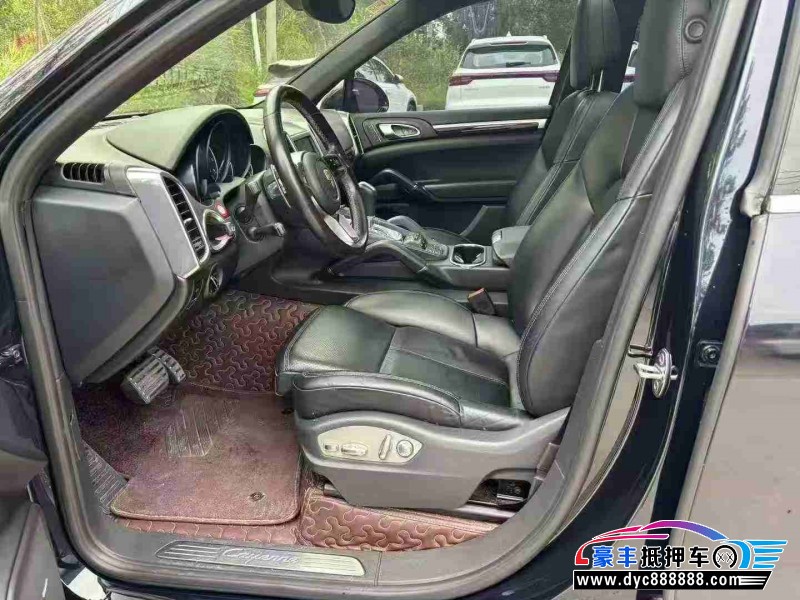 15年保时捷卡宴轿车抵押车出售