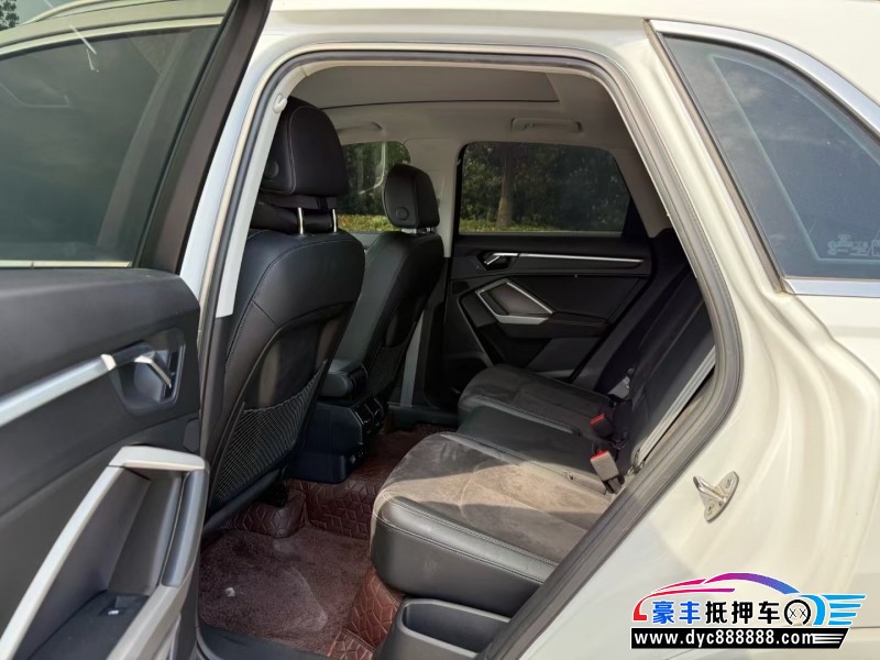 19年奥迪Q3轿车抵押车出售