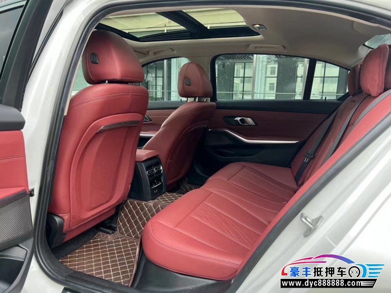 24年宝马3系轿车抵押车出售