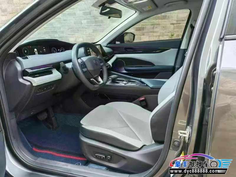 23年长安长安UNI轿车抵押车出售